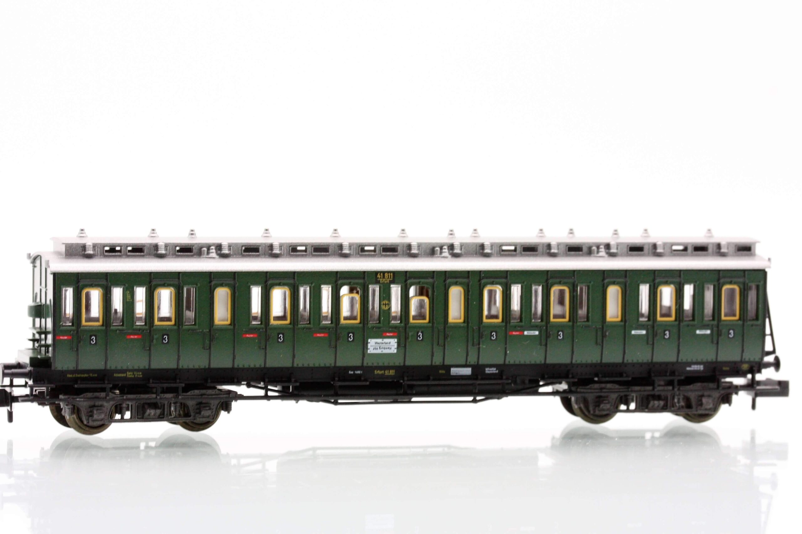 Fleischmann 8087  3rd class compartment car type C4 Pr04, DRG