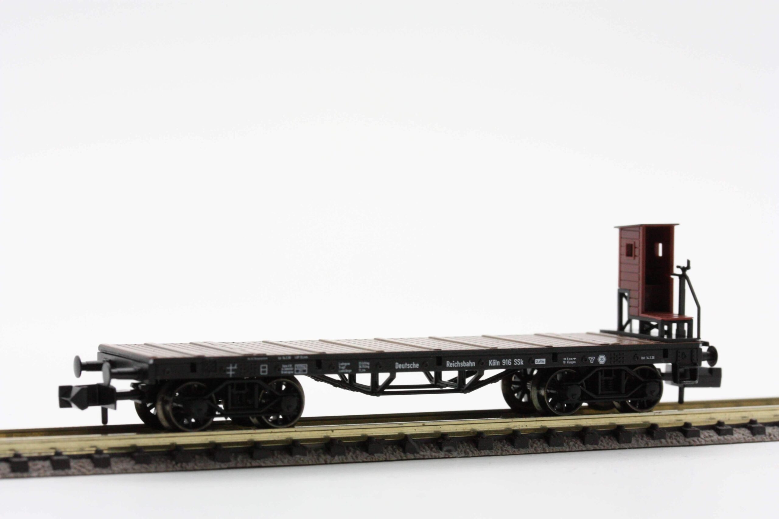 Fleischmann 8285  "Cologne" stake car with brakemans cab DRG (4-axled)
