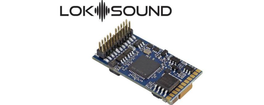 ESU 58412  LokSound 5 DCC/MM/SX/M4 no loaded sound, PluX22, w/speaker