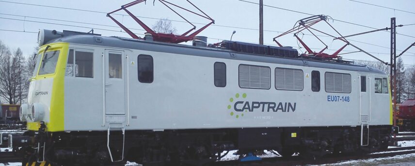 Piko 96376  Electric locomotive EU07 Captrain