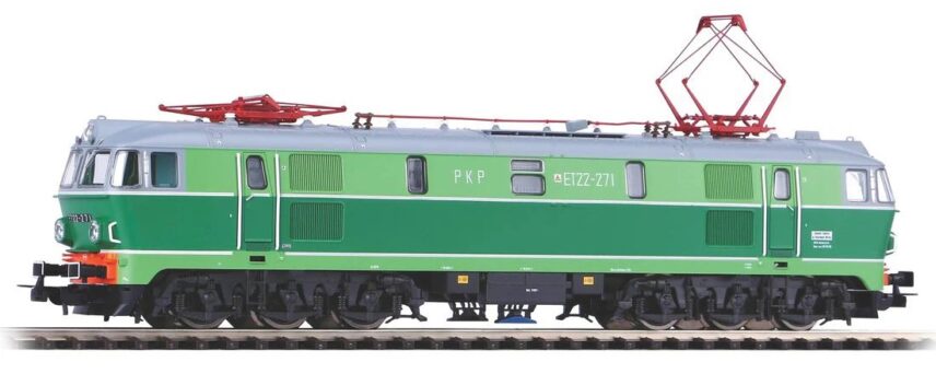 Piko 96333  Electric locomotive ET22 of the PKP