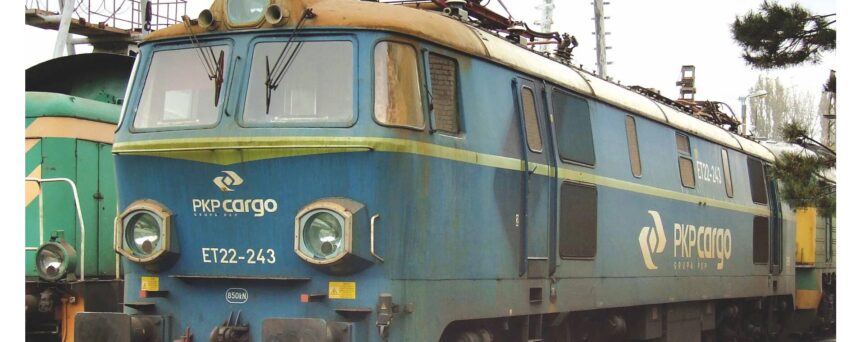 Piko 96334  Electric locomotive ET22 of the PKP Cargo