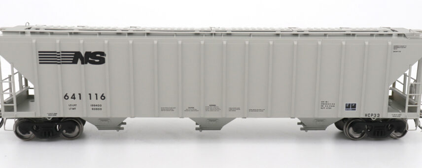 InterMountain Railway 472247-01   4785 PS2-CD Covered Hopper, NS