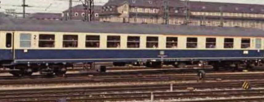 ACME 52231   1st/2nd class passenger coach, DB