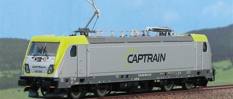 ACME 60561  Electric locomotive E.494, Captrain