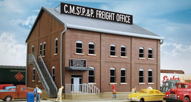 Walthers Cornerstone 2953   Brick Freight Office
