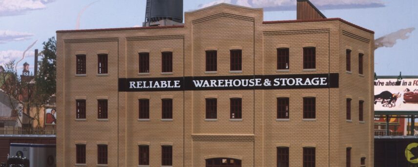 Walthers Cornerstone 3014   Reliable Warehouse & Storage