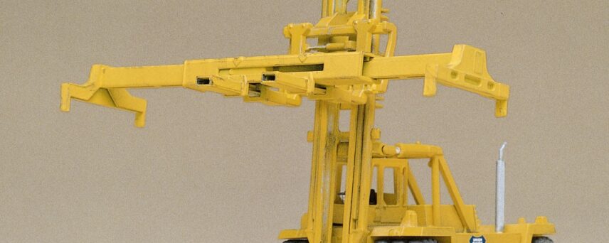 Walthers Cornerstone 3109 Kalmar Intermodal Container Crane