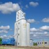 Walthers Cornerstone 4047   Prairie Co-Op Elevator