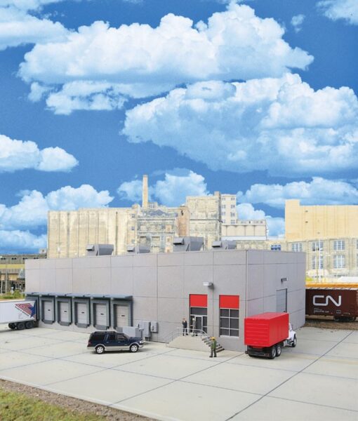 Walthers Cornerstone 4067   Modern Concrete Warehouse