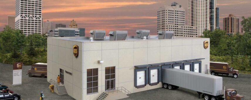 Walthers Cornerstone 4110   UPS Hub with Customer Centre