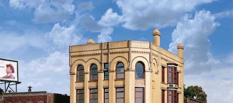 Walthers Cornerstone 4203   Walthers Water Street Building