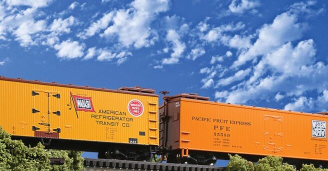 Walthers Cornerstone 4505  30' Single-Track Railroad Deck Girder Bridge