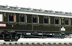 Fleischmann 8083  3rd class coach, type type C4ü Pr08, DRG