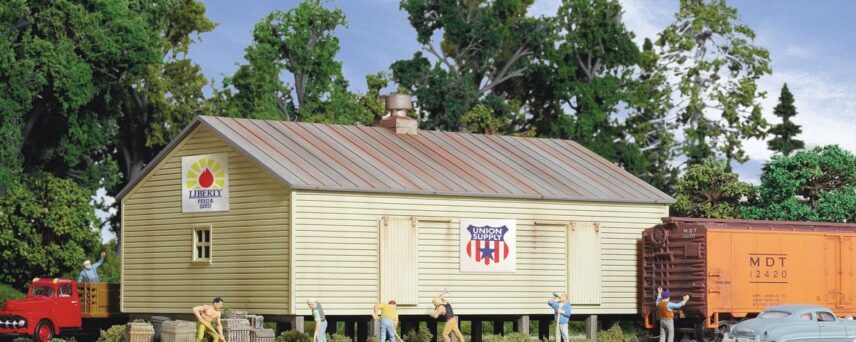Walthers Cornerstone 3529  Storage Shed on Pilings
