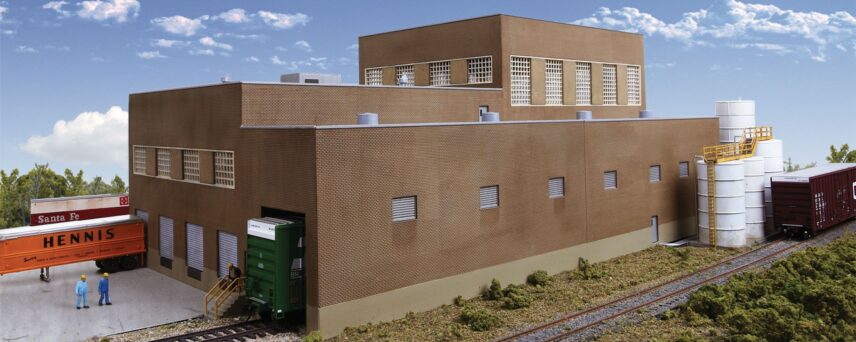 Walthers Cornerstone 3902  Paper Mill - Superior Paper
