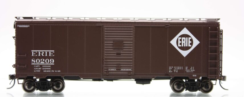 InterMountain Railway 45842-01    Mod. 1937 AAR Boxcar, Erie
