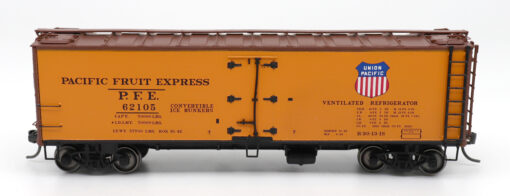 InterMountain Railway 47401-39  R-30-18 Wood Refrigerator Car - PFE Single Herald