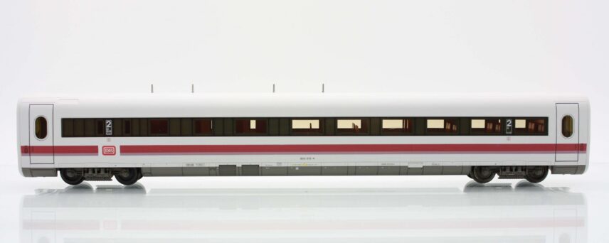 Fleischmann 4445  "ICE 1" 2nd class service car, DB