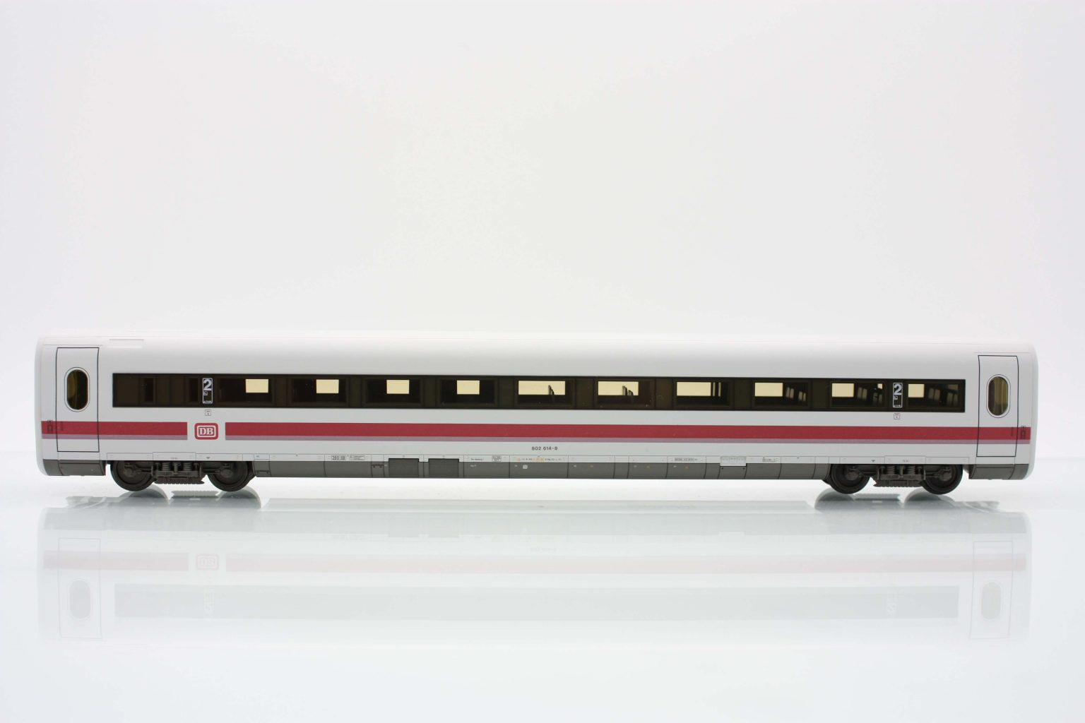 Fleischmann 4449  "ICE 1" 2nd class intermediate, DB