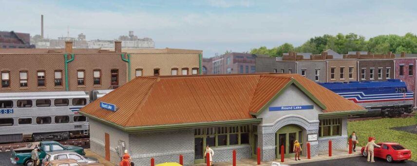 Walthers Cornerstone 3887  N Modern Suburban Station