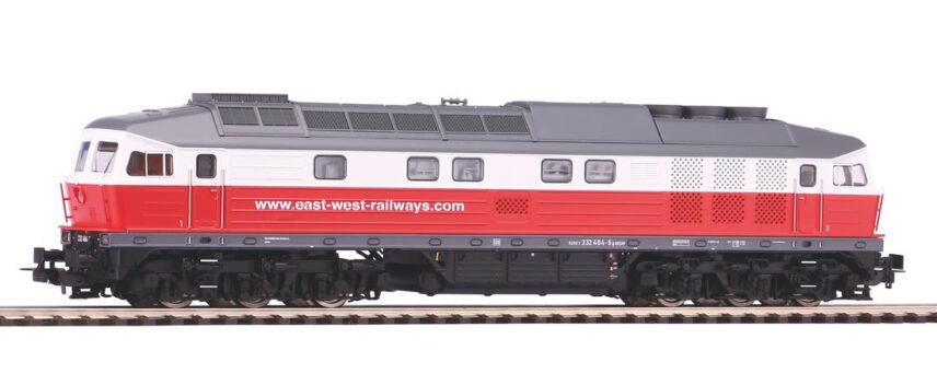 Piko 52764  Diesel Locomotive class 232, SRP
