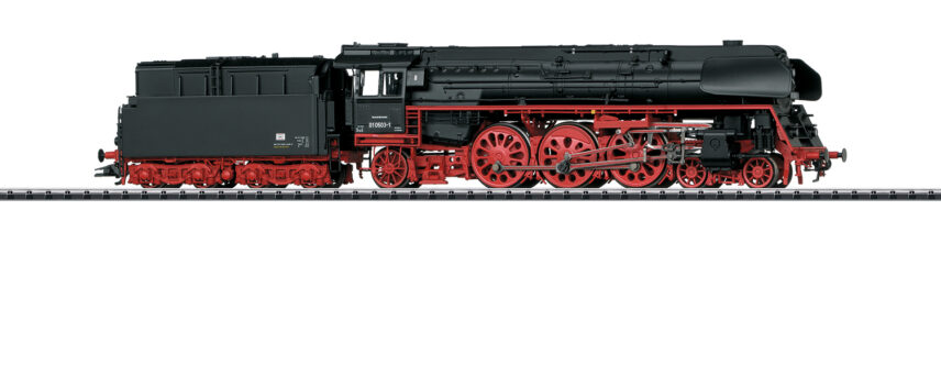 Trix 22909  Steam locomotive class 01.5, DR (DCC/mfx/Sound)