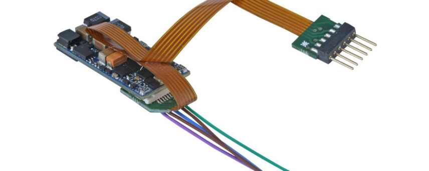 ESU 51994  Adapter board, 18-pin Next-18 socket to NEM651 6-pin