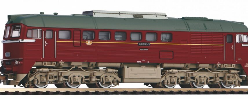 Piko 52816  Diesel Locomotive class 120, DR
