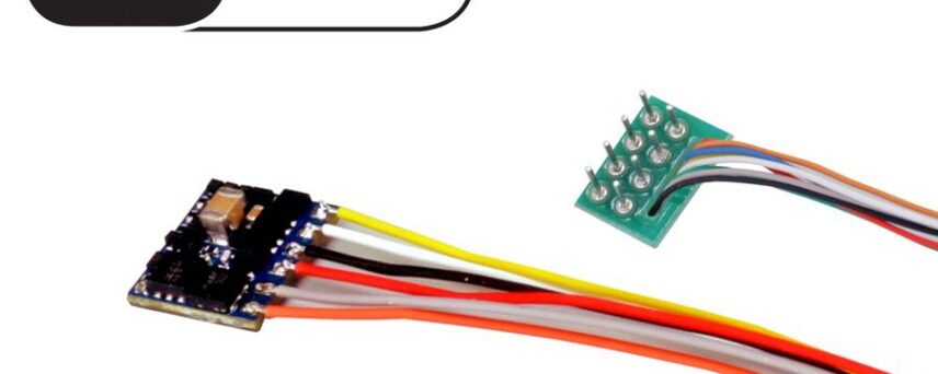 ESU 59810  LokPilot 5 micro DCC/MM/SX, 8-pin NEM652
