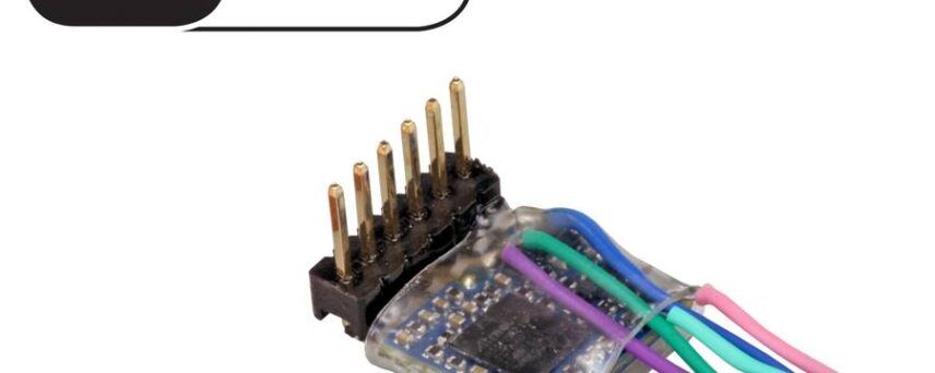 ESU 59837  LokPilot 5 micro DCC/MM/SX, 6-pin Direct 90 degrees