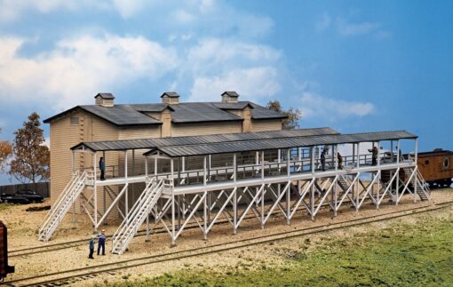 Walthers Cornerstone 3245  N Ice House & Icing Platform
