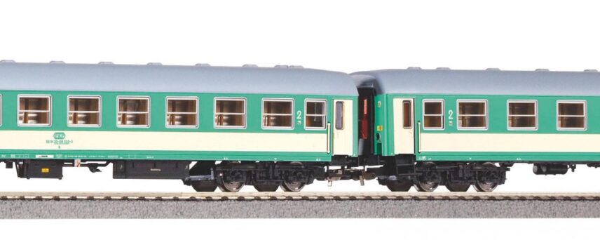 Piko 58395  2 piece set: Passenger Coaches, PKP