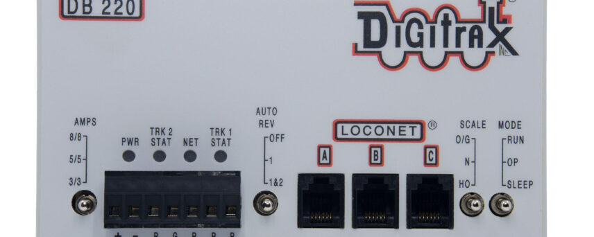 Digitrax  DB220 Single 3/5/8 Amp AutoReversing DCC Booster