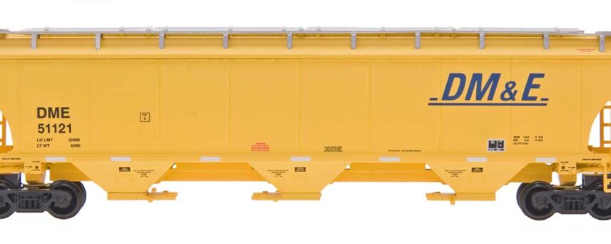 InterMountain Railway 472105-01  Trinity 5161 Cu. Ft. Hopper, DM&E