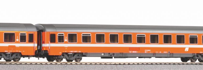 Piko 58224   Set of 3 passenger coaches Eurofima, FS