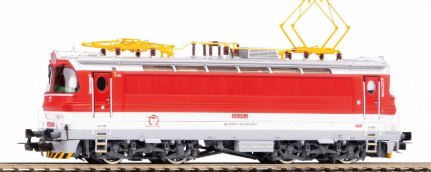 Piko 51387  Electric locomotive BR 240, ZSSK