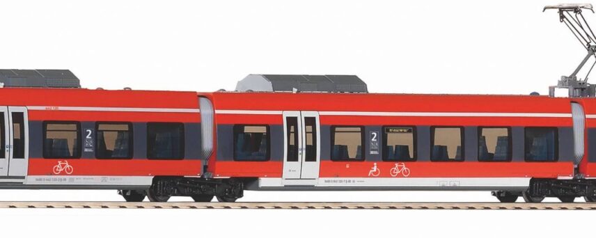 Piko 59512   Diesel multiple unit BR 442 "Talent 2" VBB, DB AG