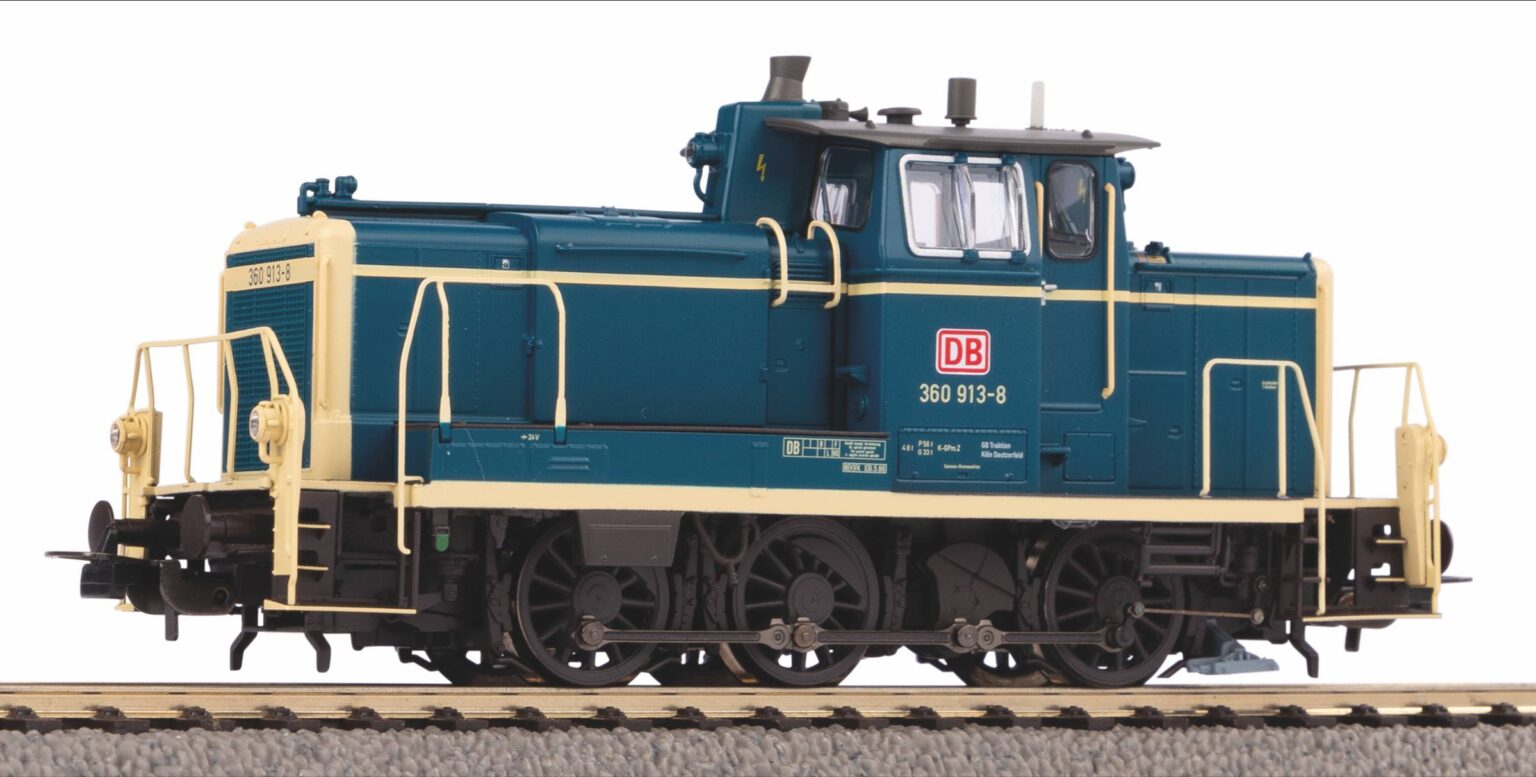 Piko 52832  Diesel locomotive 260, DB AG
