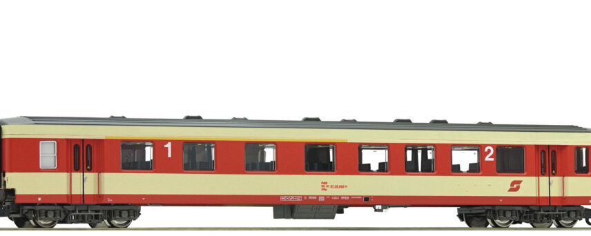 Roco 74693  1st/2nd class "Schlieren" coach, ÖBB