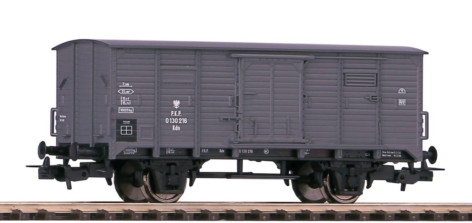 Piko 58906   Boxcar, PKP