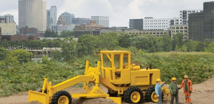 Walthers SceneMaster 11010  Road Grader - Kit