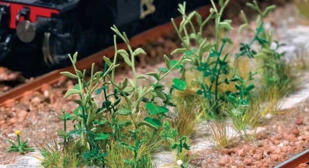 Walthers SceneMaster 1118  Trackside Weeds - Kit