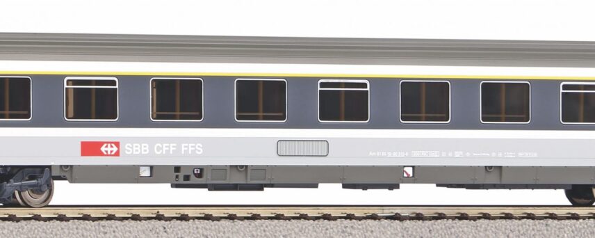 Piko 58537  1st class Eurofima passenger coach, SBB