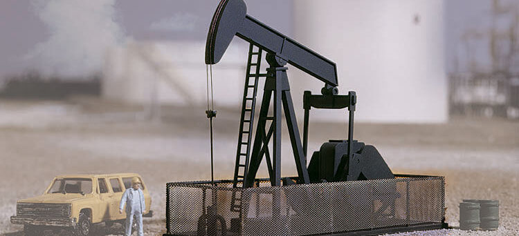 Walthers Cornerstone  3170 Walking Beam-Horse Head Oil Pump