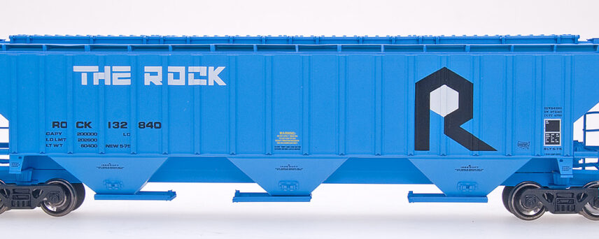 InterMountain Railway 45308-32  4750 Cu. Ft. 3-Bay Covered Hopper, The Rock #132617