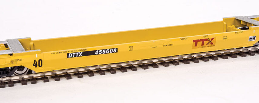 Walthers Proto 109131  Gunderson Rebuilt All-Purpose 40' Well Car, TTX DTTX #455608 (TTX Patch)
