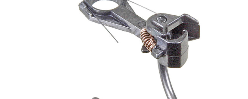Kadee #147 HO Scale 140-Series Whisker® Metal Couplers with Gearboxes - Medium (9/32") Underset Shank