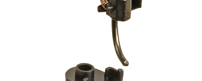 Kadee #33 HO Scale 30-Series Plastic Couplers with Gearboxes - Short (1/4") Centerset Shank