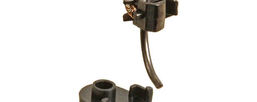 Kadee #35 HO Scale 30-Series Plastic Couplers with Gearboxes - Short (1/4") Overset Shank